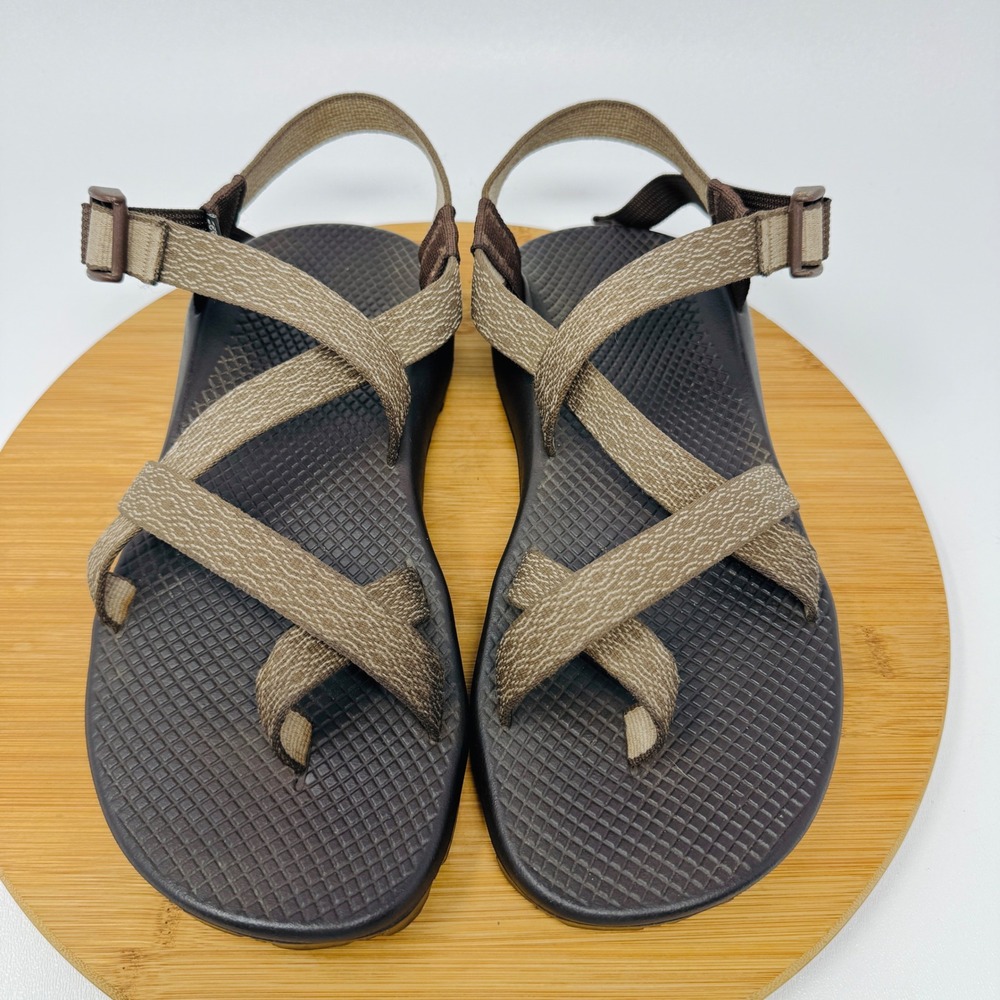 Chaco Z2 Classic Womens Size 10 Sandals Brown Strappy Toe Loop Vibram Sole USA